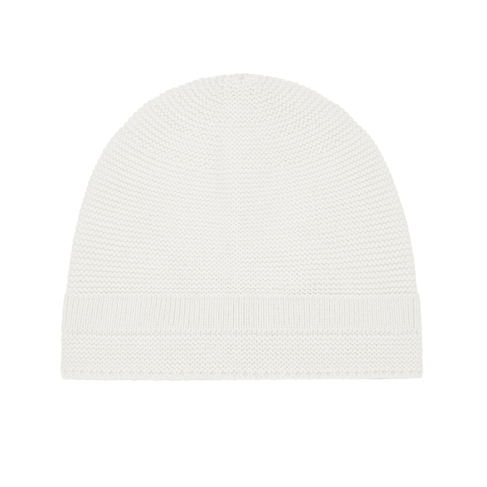 organic cotton hat. comes in ecru and palmetto colours. Brand: Vild  Details: Pure no-dye yarn of the highest quality, Eco-conscious, Soft Composition: 100% Organic Cotton  Made in: Portugal